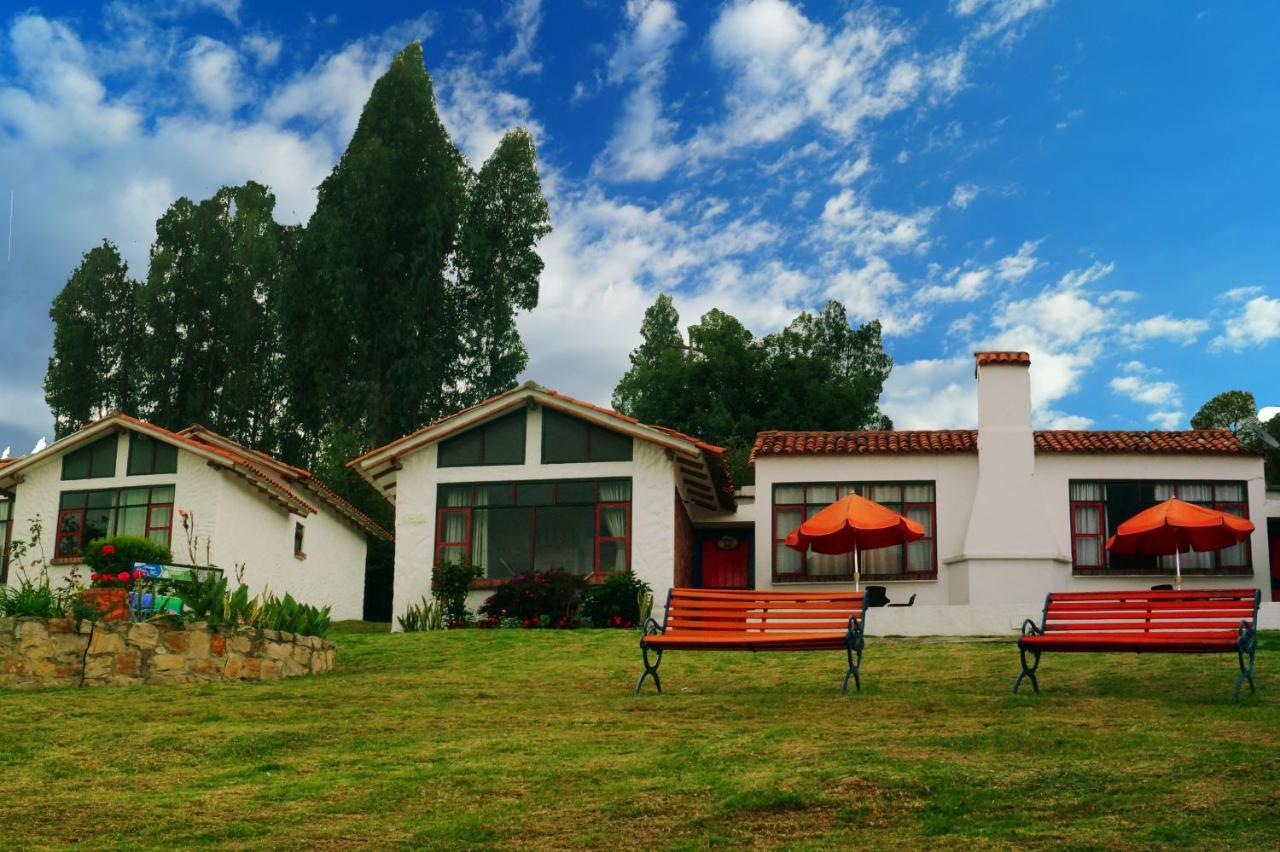 Hotel Cabañas San Cayetano Paipa Exterior foto